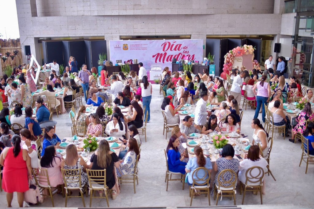 En el Congreso del Estado festejan a madres&nbsp;trabajadoras