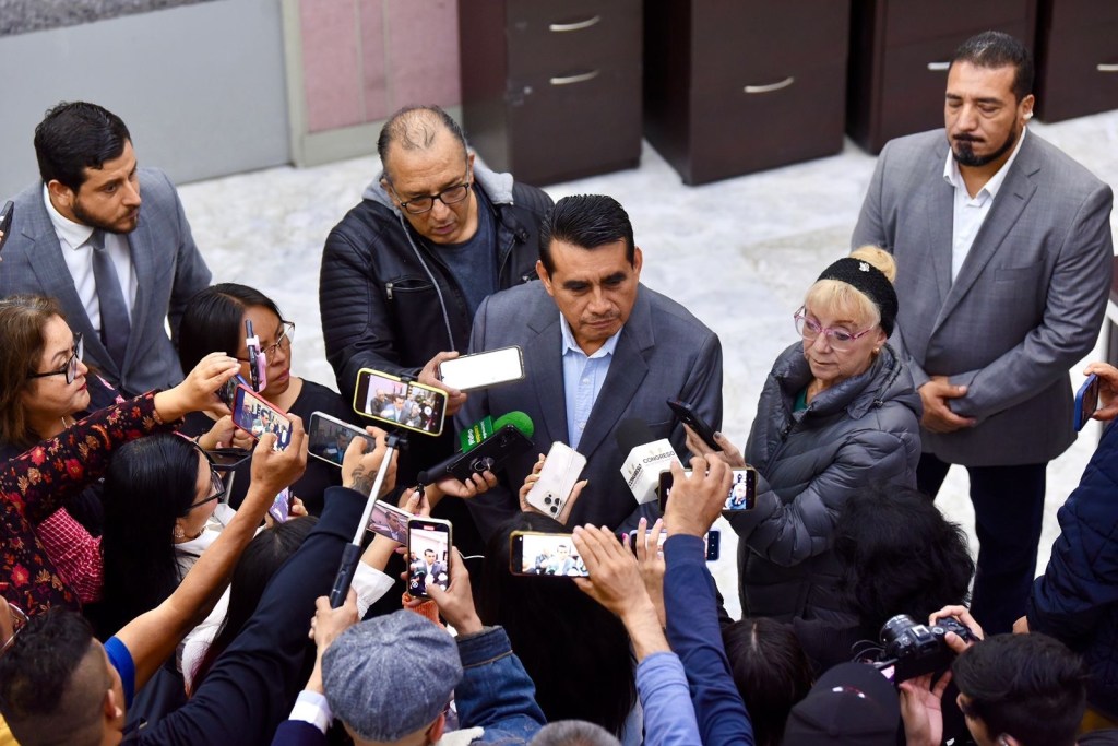 Garantizada la fuente laboral de los trabajadores del IVAI: Esteban&nbsp;Bautista