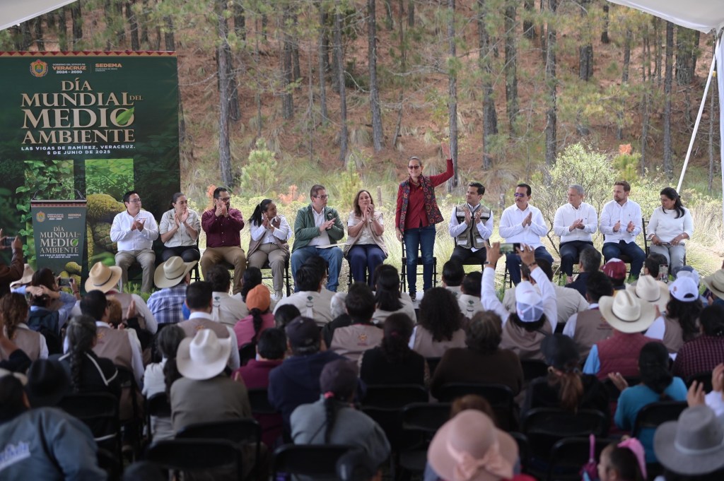Participa Congreso en conmemoración del Día Mundial del Medio&nbsp;Ambiente