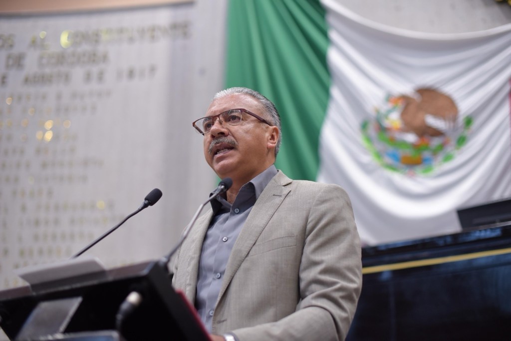 Se pronuncia diputado contra el acoso&nbsp;escolar